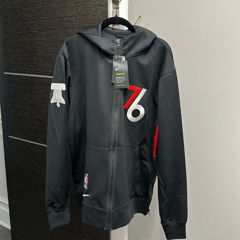 NWT 76ers official zip up hoodie